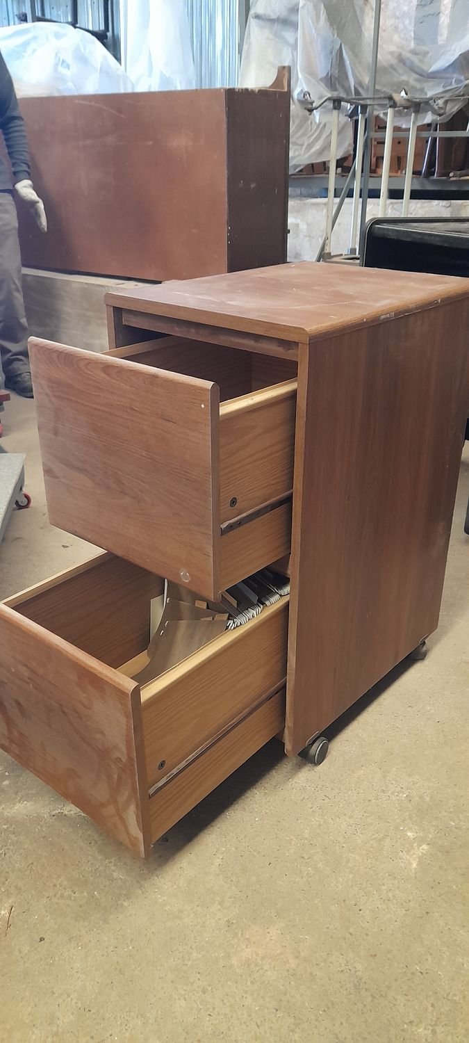 Archivador dos cajones de madera - Imagen 2