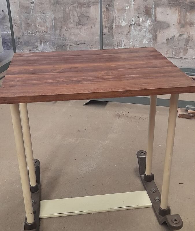 Mesa Auxiliar clinica