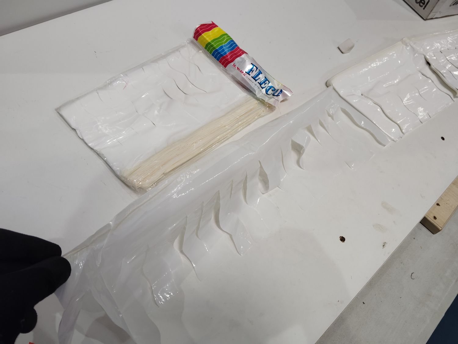 Flecos de Plastico de colores - Imagen 13