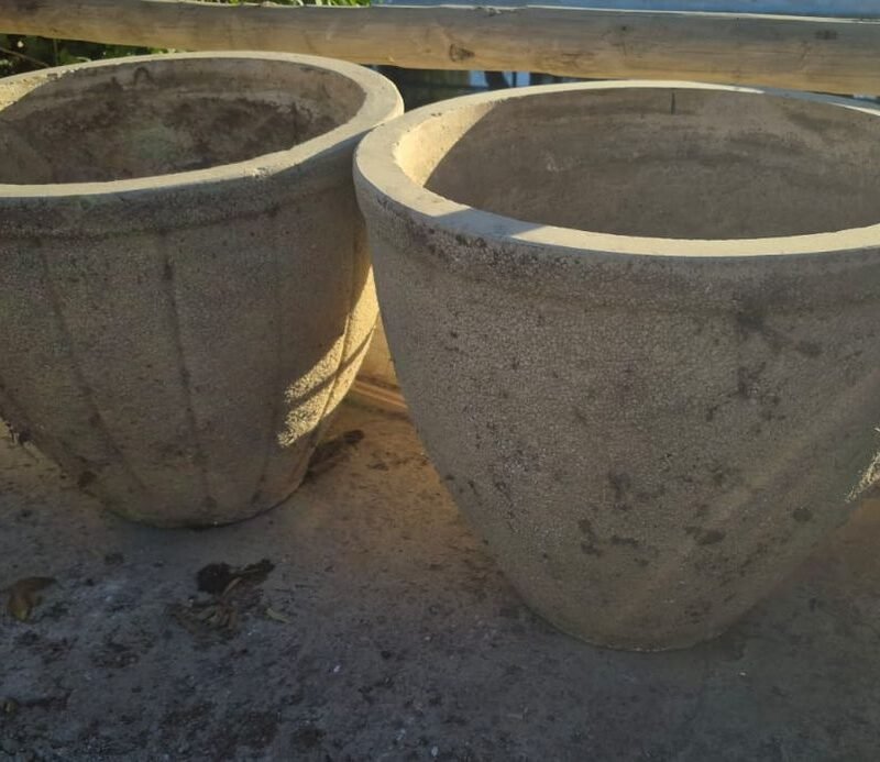 Mecetero gigante de piedra