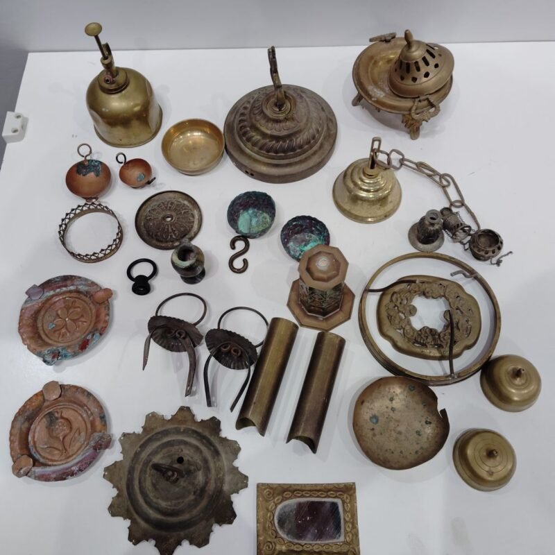 candelabros y portalamparas metalicos