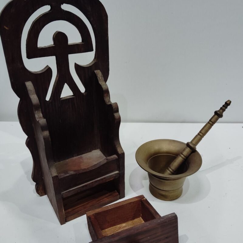 Aceitero de almeria en Madera